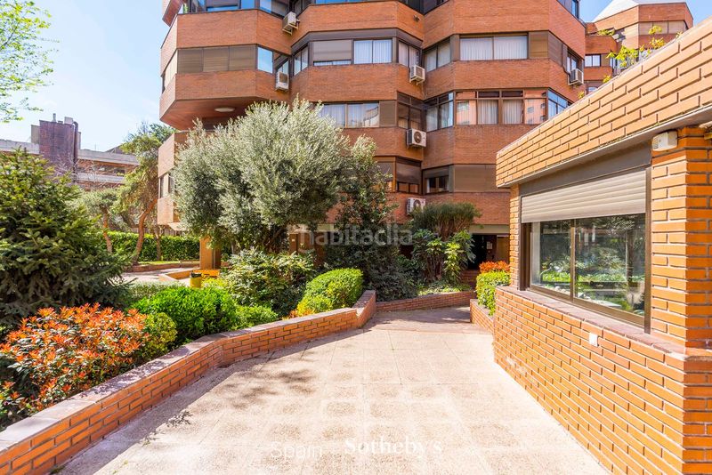 Foto 37c22243-d0ca-4097-b325-85967631a25c. Apartament amb calefacció aparcament a Nueva España Madrid