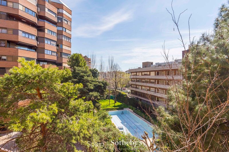 Foto 59ed2917-b461-4c5c-a2d7-b41cf23129e0. Apartament amb calefacció aparcament a Nueva España Madrid
