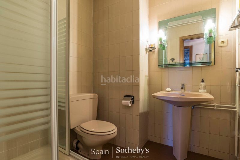 Foto f1a69779-e552-47bf-a0ec-16cf60529874. Apartament amb calefacció aparcament a Nueva España Madrid