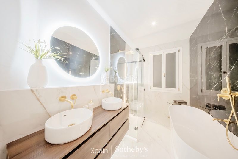 Foto 13726c85-05ff-486e-be1b-2747f9d2252e. Apartamento piso de 3 habitaciones en alfonso xii en Madrid