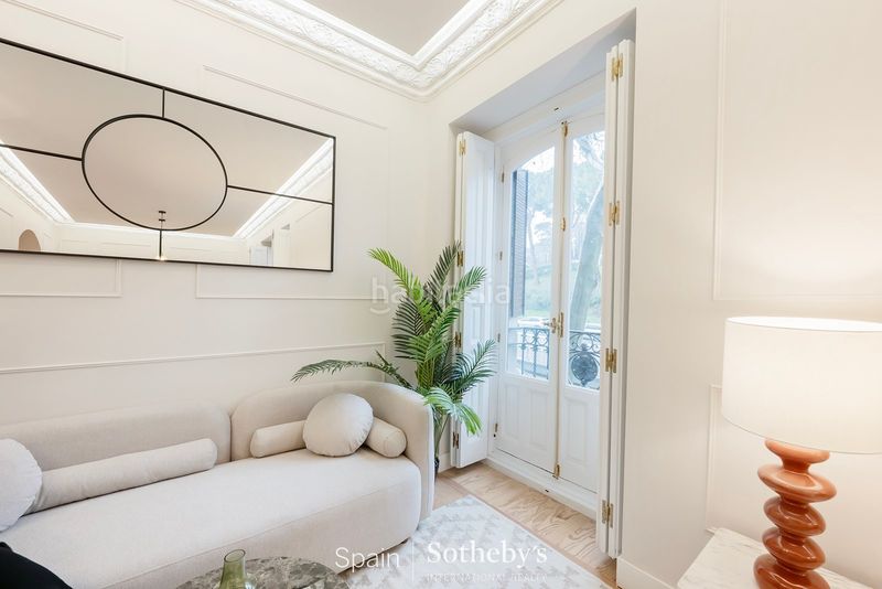 Foto 3c88654e-4168-462a-918d-e4afec0d3e45. Apartamento piso de 3 habitaciones en alfonso xii en Madrid