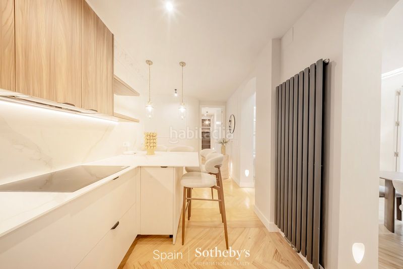 Foto 672a45a5-088a-4cab-aa6f-1627569520ea. Apartamento piso de 3 habitaciones en alfonso xii en Madrid