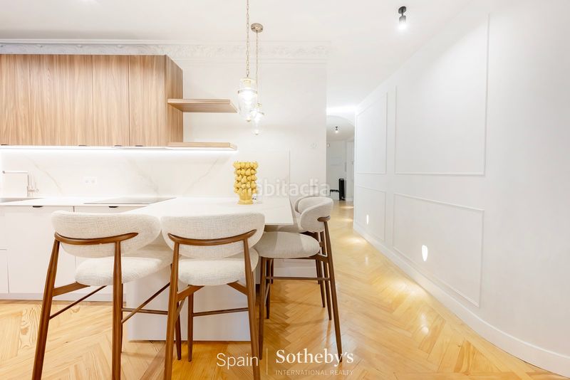 Foto e6bba773-4fe9-4278-a88e-6ad63065dd77. Apartamento piso de 3 habitaciones en alfonso xii en Madrid