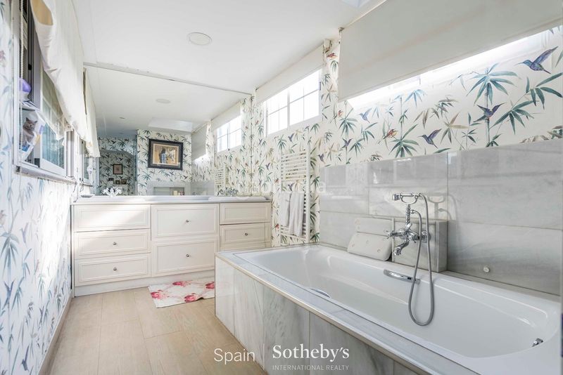 Foto 45e81b51-5d86-487f-b170-dfd2d7403ea8. Casa pareada chalet adosado en pioveraconde orgaz en Madrid