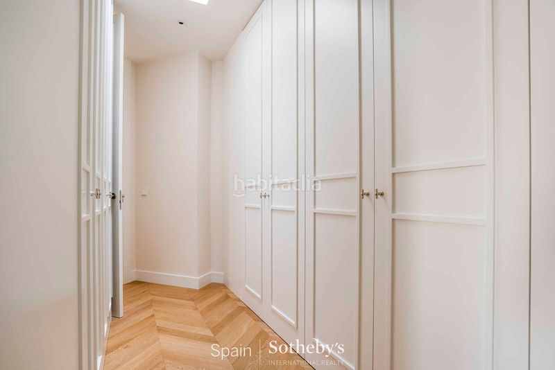 Foto 21b45bc2-7109-4eb3-a7dc-de374355855b. Apartament amb calefacció aparcament a Recoletos Madrid