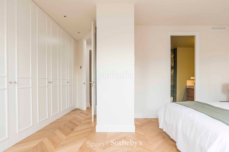 Foto 7f1efbac-9531-4976-ab54-084bbe3f5a26. Apartament amb calefacció aparcament a Recoletos Madrid