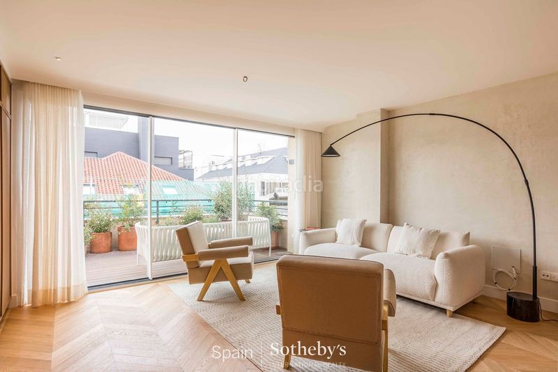 Foto 96398f63-c24b-4910-8425-d2c3c7e17122. Apartament amb calefacció aparcament a Recoletos Madrid