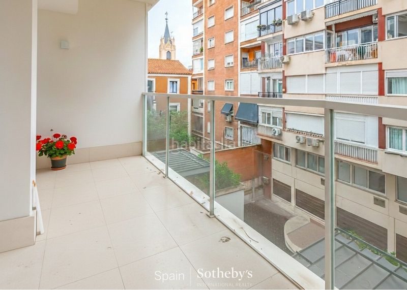 Foto 91994a29-cb8a-4788-a03e-ffef08a8ff3f. Apartament amb calefacció aparcament a Jerónimos Madrid