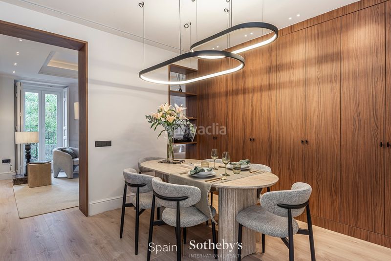Foto 599b0fef-3844-4d13-8c9f-a2137a58e6b1. Apartament amb calefacció a Recoletos Madrid