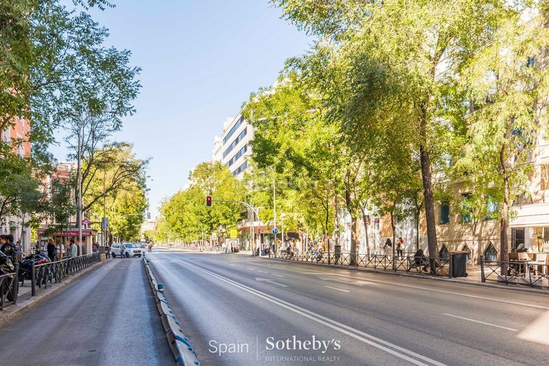 Foto b2d0c11a-5331-42ae-b760-364a17fd6a38. Apartament amb calefacció a Recoletos Madrid