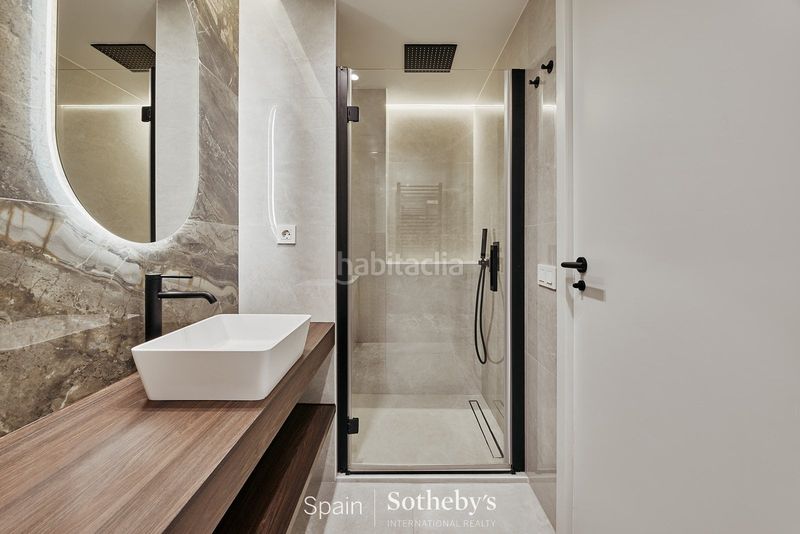 Foto 10584cc8-4431-4b8d-a405-04fb712329e8. Apartament amb calefacció aparcament a Lista Madrid