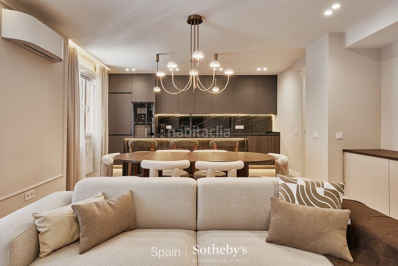 Foto d7be4e6f-5ca2-4b53-94da-f5e05ab6fd69. Apartament amb calefacció aparcament a Lista Madrid