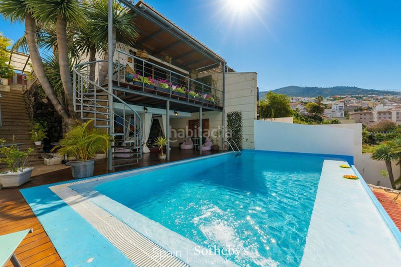 Foto edba4788-a0e2-4de5-b1b4-badd07a83347. Casa amb calefacció aparcament piscina a Cuesta de la Villa Santa Úrsula