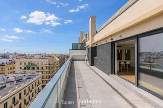Lloguer Apartament  Calle de alonso cano. Amplio ático moderno en alquiler en chamberí