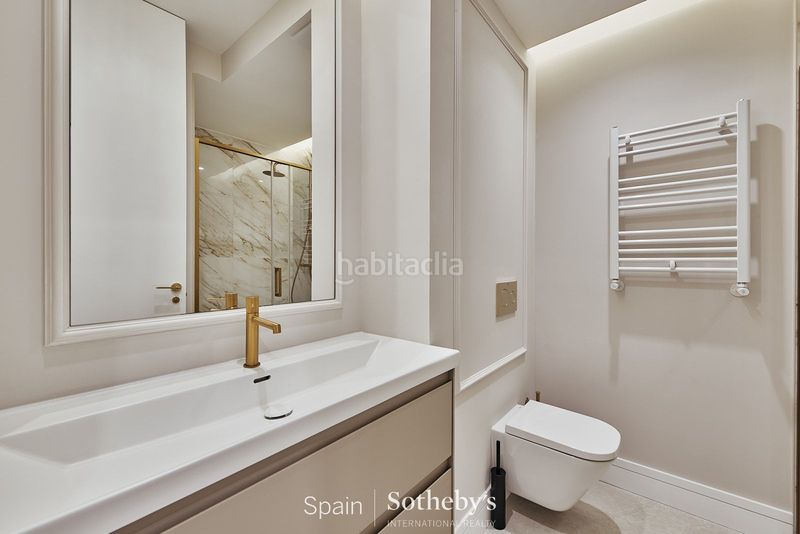Foto cdcae63d-d1c4-41e3-aa03-3e30f0b6756e. Apartament a Goya Madrid