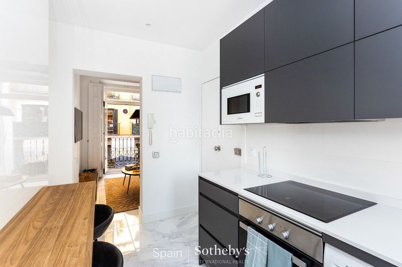 Foto 3708b8ba-1c24-49b4-a49e-e43a56d3e19e. Apartament amb calefacció a Argüelles Madrid