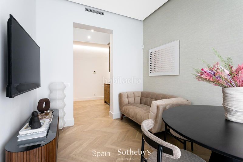 Foto d084e116-19a8-4611-9f55-683999f77488. Apartament amb calefacció a Trafalgar Madrid