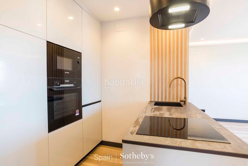 Foto aba96108-4be0-4858-b75d-60377fa6dfd9. Apartament amb calefacció piscina a Lista Madrid