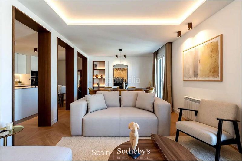 Foto 84a86815-3120-4e39-8a91-97246f3754ee. Apartament amb calefacció a Cortes-Huertas Madrid