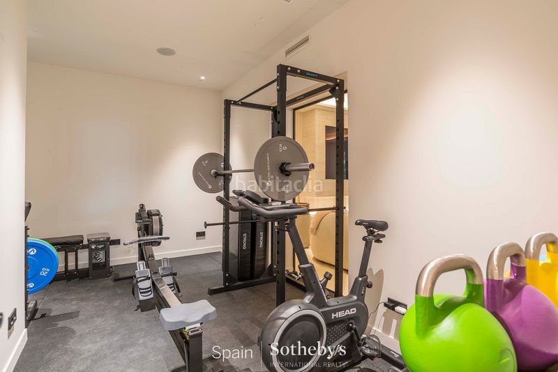 Foto b66f2932-72ce-4a66-a5ec-bfc4771ba401. Apartament amb calefacció a Castellana Madrid