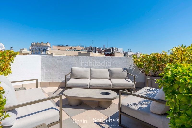 Foto 1609cef4-1d8d-42b0-8b19-61723f1427a1. Apartament amb calefacció piscina a Cortes-Huertas Madrid