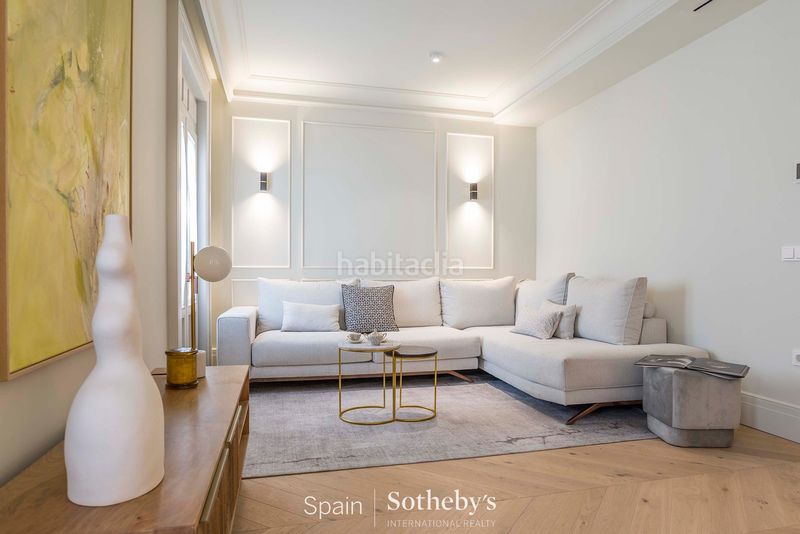 Foto 458f3618-bbca-4394-98fa-c7eb7d152efe. Apartament amb calefacció piscina a Cortes-Huertas Madrid