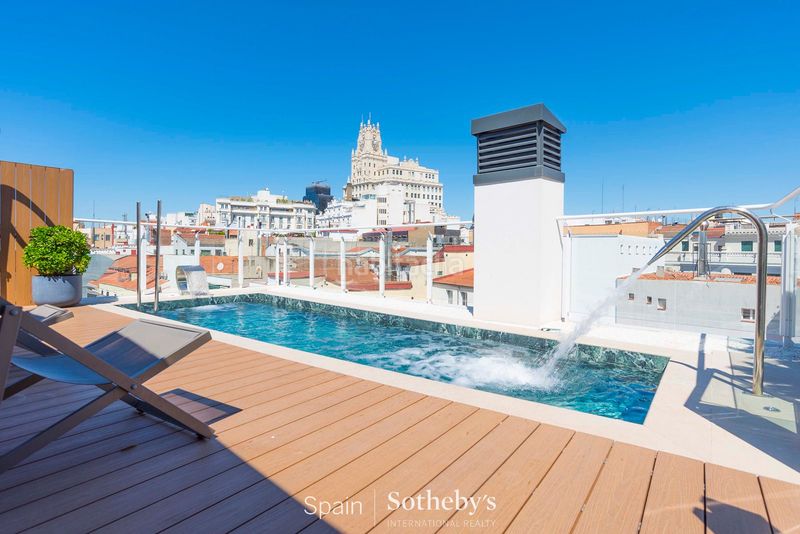 Foto 49cbaf58-f218-4ef0-afbe-c5c139b6041a. Apartament amb calefacció piscina a Cortes-Huertas Madrid