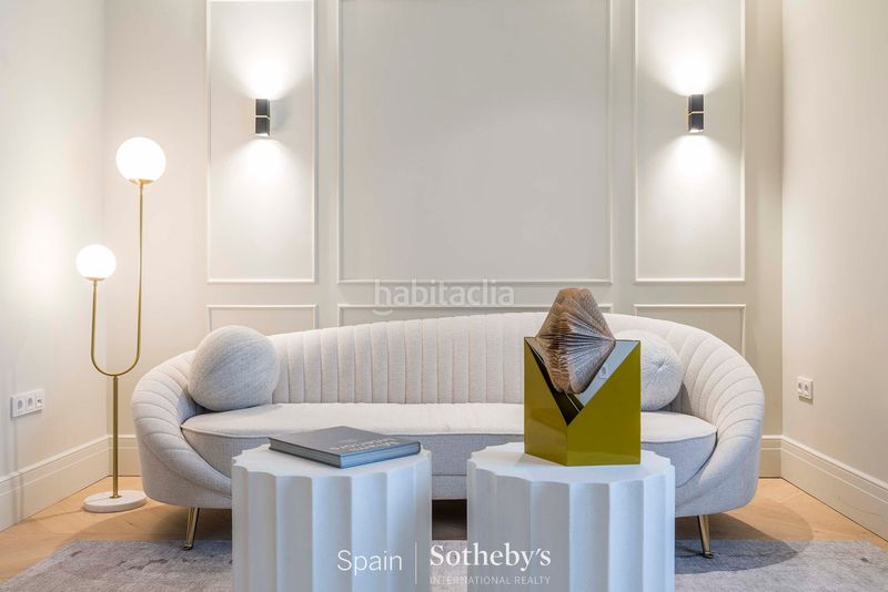 Foto 75f62fbc-aa53-4164-8069-ff4d8d0db225. Apartament amb calefacció piscina a Cortes-Huertas Madrid