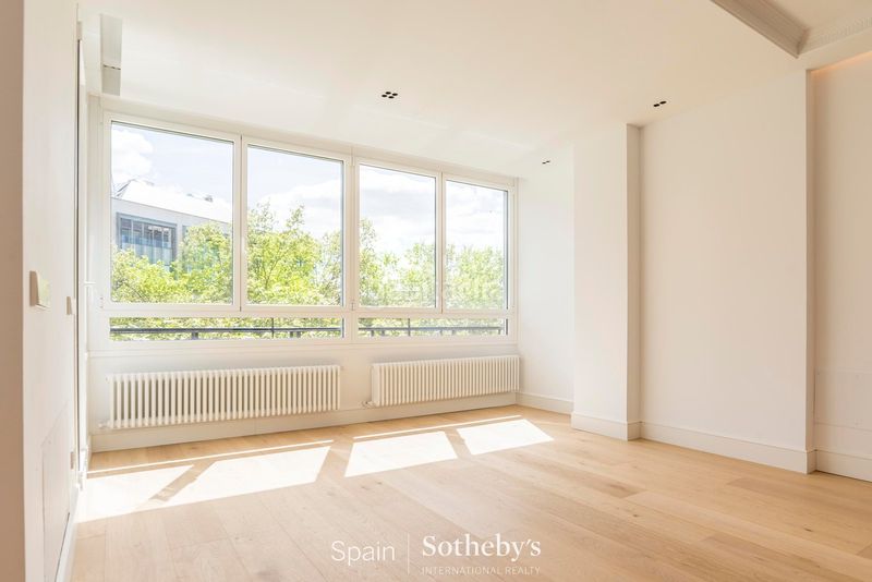 Foto 3aae110b-49d8-4e5f-97ff-2572a01fdb50. Apartament amb calefacció aparcament a El Viso Madrid