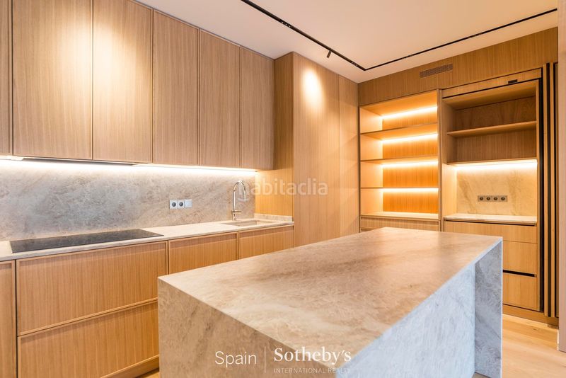 Foto 47713ce6-8299-4329-9597-8de90182a37d. Apartament amb calefacció aparcament a El Viso Madrid