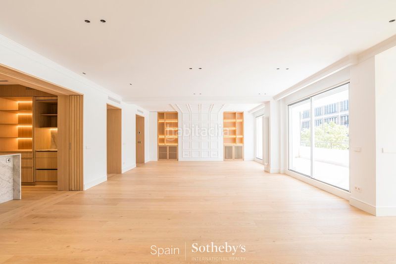 Foto 91a7a0d5-a4ed-442b-b3cb-31bd077894e3. Apartament amb calefacció aparcament a El Viso Madrid