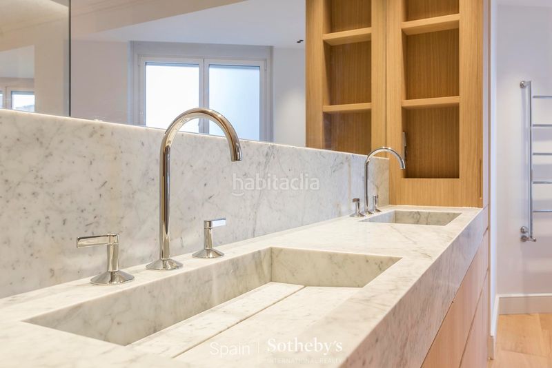 Foto f130afa6-f4f5-4d83-90ea-abf74dc39ffd. Apartament amb calefacció aparcament a El Viso Madrid