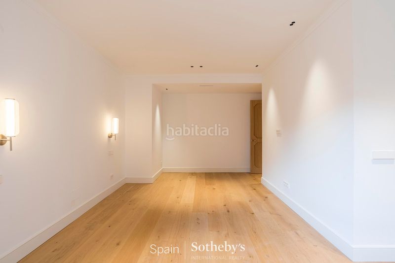 Foto fbadaa8b-c58c-472c-a098-f5fbbcbd49d4. Apartament amb calefacció aparcament a El Viso Madrid