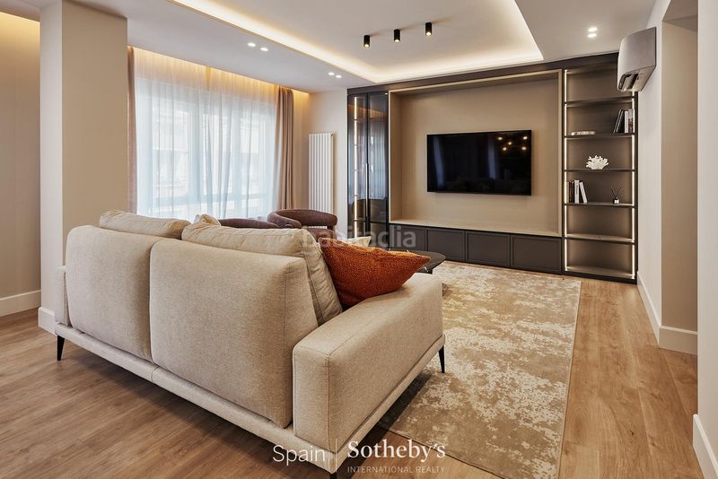 Foto 03ac8d23-a3c1-47cc-8ee3-cd3af9099de9. Apartament a Lista Madrid