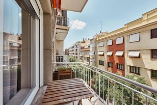 Appartement  Calle del general díaz porlier. Piso reformado exterior en chamberí