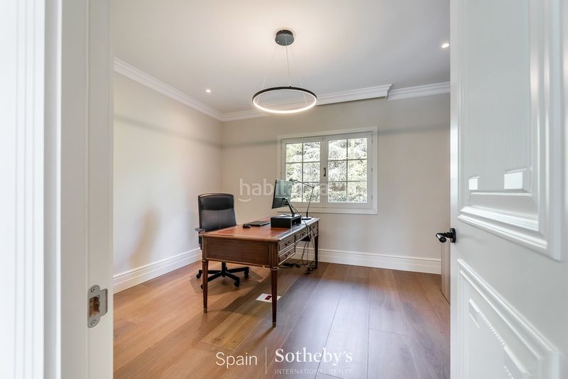 Foto 4c959fed-8f2e-4933-8687-8473c302b039. Haus mit parking pool in Las Lomas Boadilla del Monte