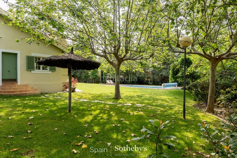 Foto 5e92f65f-6b1b-42b8-b46e-fae9c0875371. Haus mit parking pool in Las Lomas Boadilla del Monte