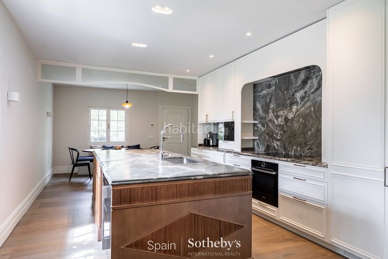 Foto af1f96f1-eb4b-420e-b3a9-f3c32c226732. Haus mit parking pool in Las Lomas Boadilla del Monte