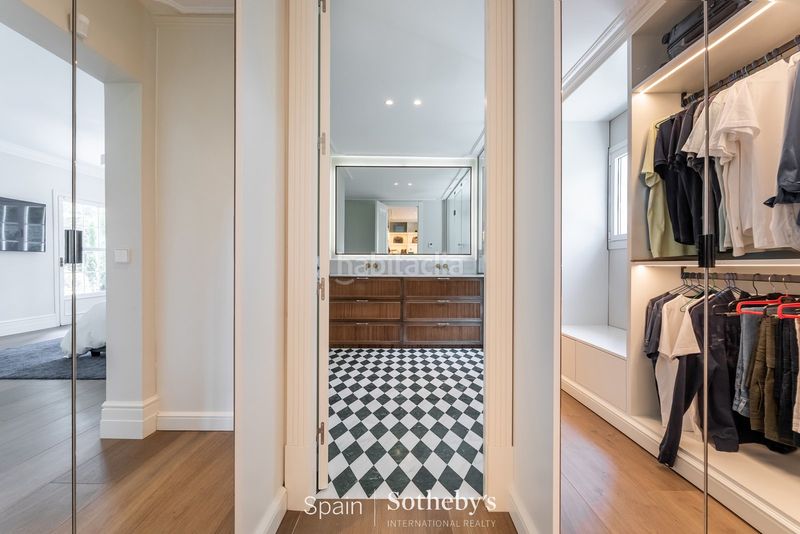 Foto c772e508-3407-4746-87de-fc152e60bc9e. Haus mit parking pool in Las Lomas Boadilla del Monte