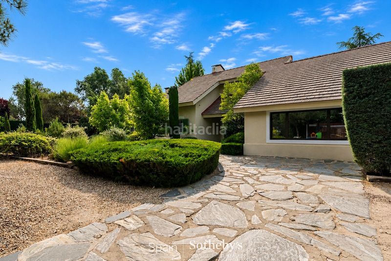 Foto c915658a-7ce0-4359-beb0-7c00ddbfa03e. Haus mit parking pool in Las Lomas Boadilla del Monte