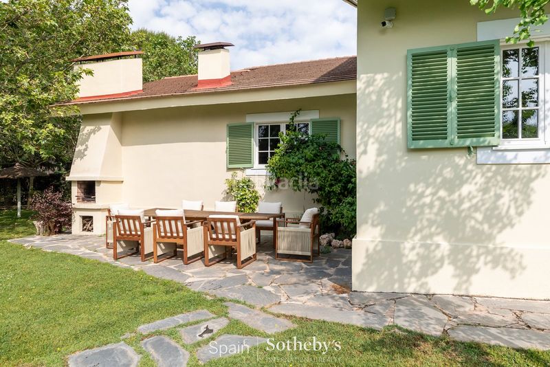 Foto dcf191c9-c4c3-4efc-986c-4c1fb29dcd1a. Haus mit parking pool in Las Lomas Boadilla del Monte