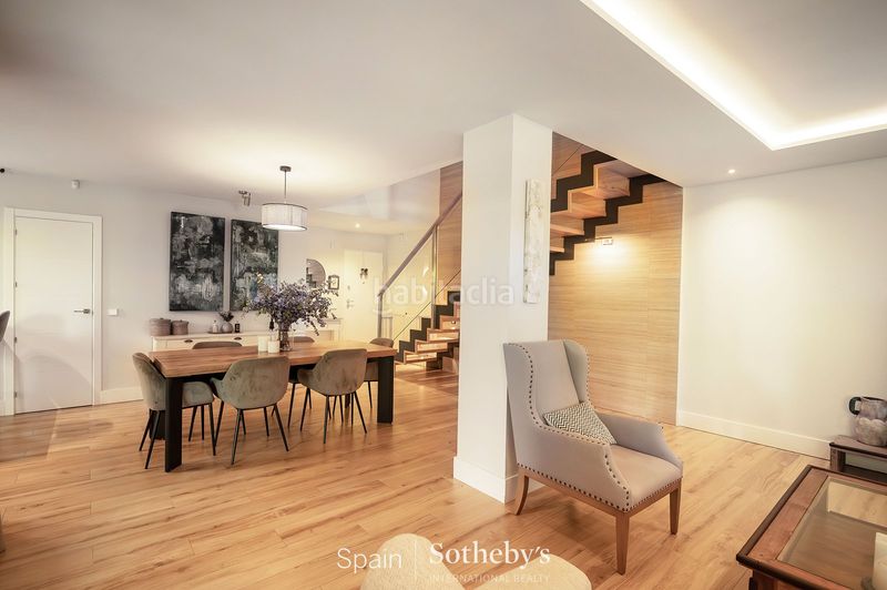Foto c3a3dfa9-ca97-41dd-ab09-d509506e0a1f. Apartament amb calefacció aparcament piscina a Yucatán-La Cornisa Rozas de Madrid (Las)
