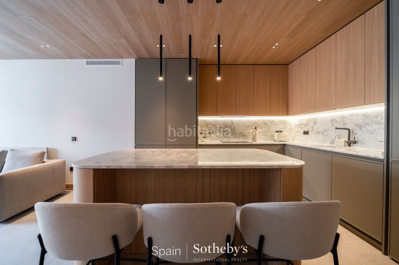 Foto 1c2e3b6f-84c2-41b4-bf55-68c0dbddb90f. Apartament amb calefacció aparcament a Castellana Madrid