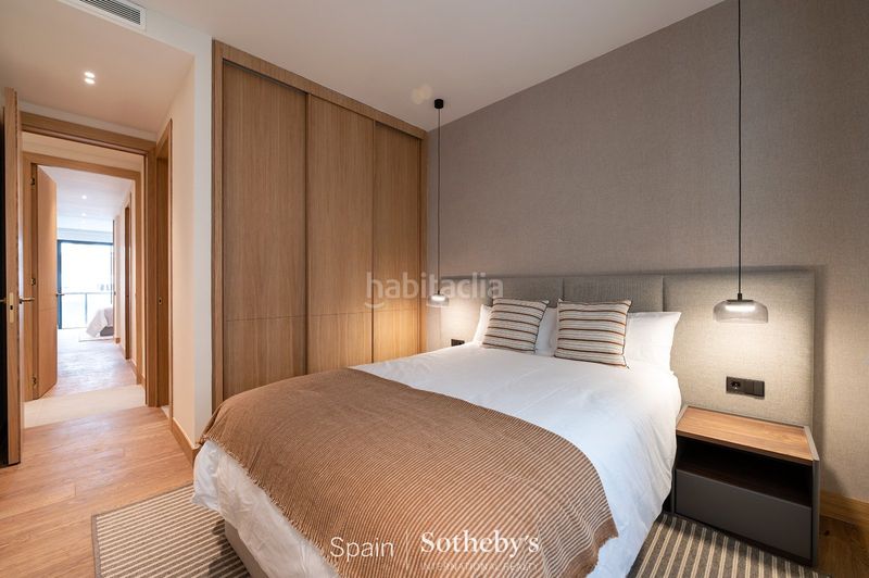 Foto 2462d93f-f5ef-43c6-992a-af09d6ef0b7f. Apartament amb calefacció aparcament a Castellana Madrid