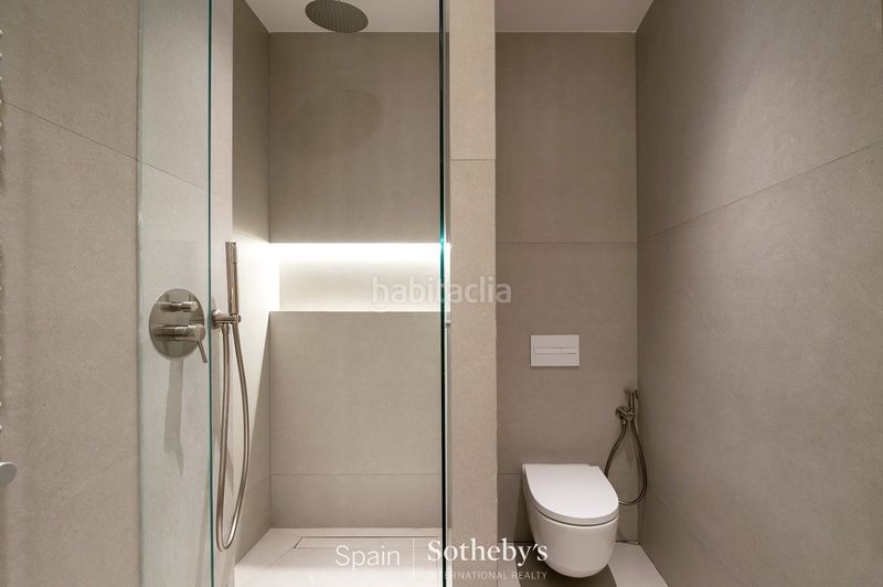 Foto a3e267fa-f993-48a8-ad28-bcf0782f4753. Apartament amb calefacció aparcament a Castellana Madrid