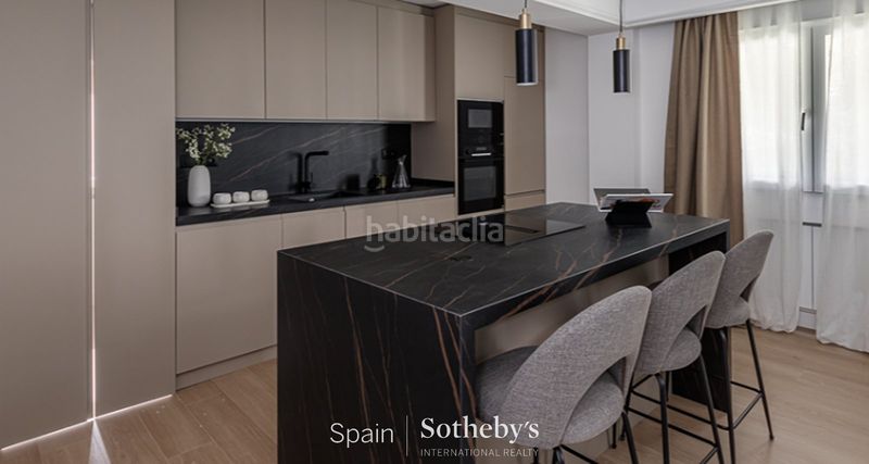 Foto 228e62a7-8911-48b8-9b1a-6bbe5ad59c5a. Apartament a Niño Jesús Madrid