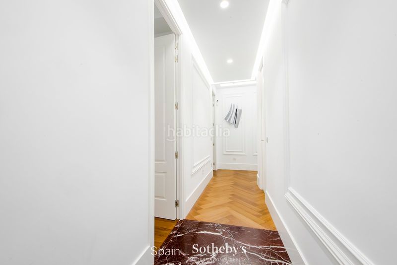 Foto b2d15560-fbb9-4274-b0d1-8646405d5401. Apartament amb calefacció a Castellana Madrid