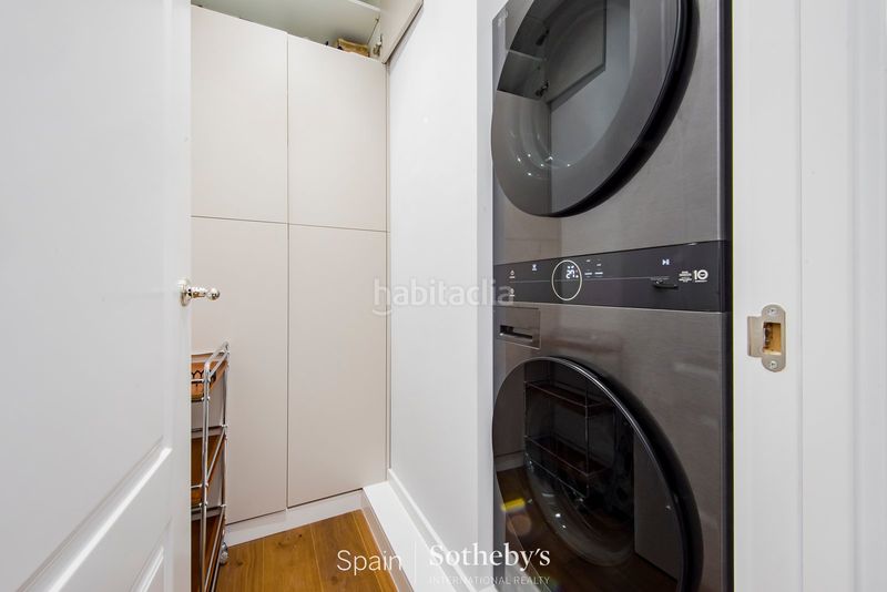 Foto c7a569fc-5bbc-40e6-af1b-73b1244193dd. Apartament amb calefacció a Castellana Madrid