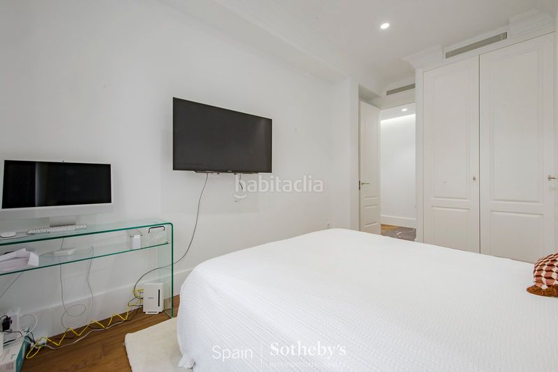 Foto e92887d2-fc28-4541-ab19-93aa20ad03c9. Apartament amb calefacció a Castellana Madrid
