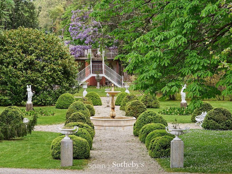 Foto 250a2b20-a25d-481c-9a42-a57d42da4026. Casa amb calefacció aparcament a Somió Gijón